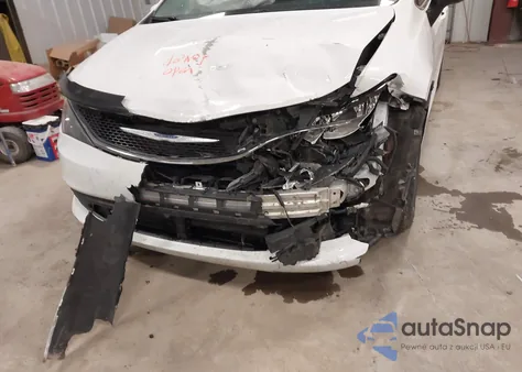 2018 Chrysler Pacifica Lx from USA, damaged, VIN 2C4RC1CG2JR317959